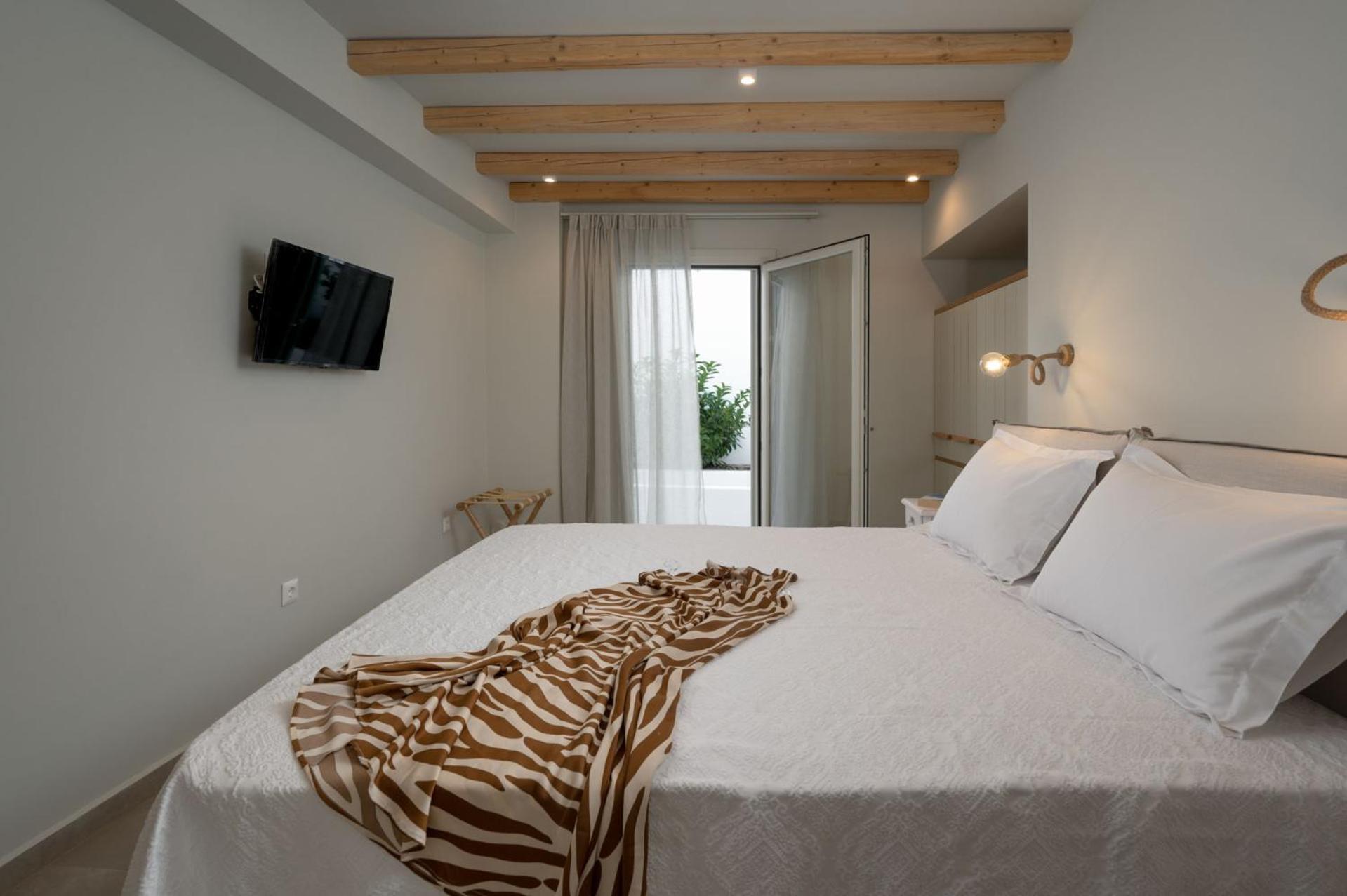 Castello Amorgos Suites Katapola Exterior photo