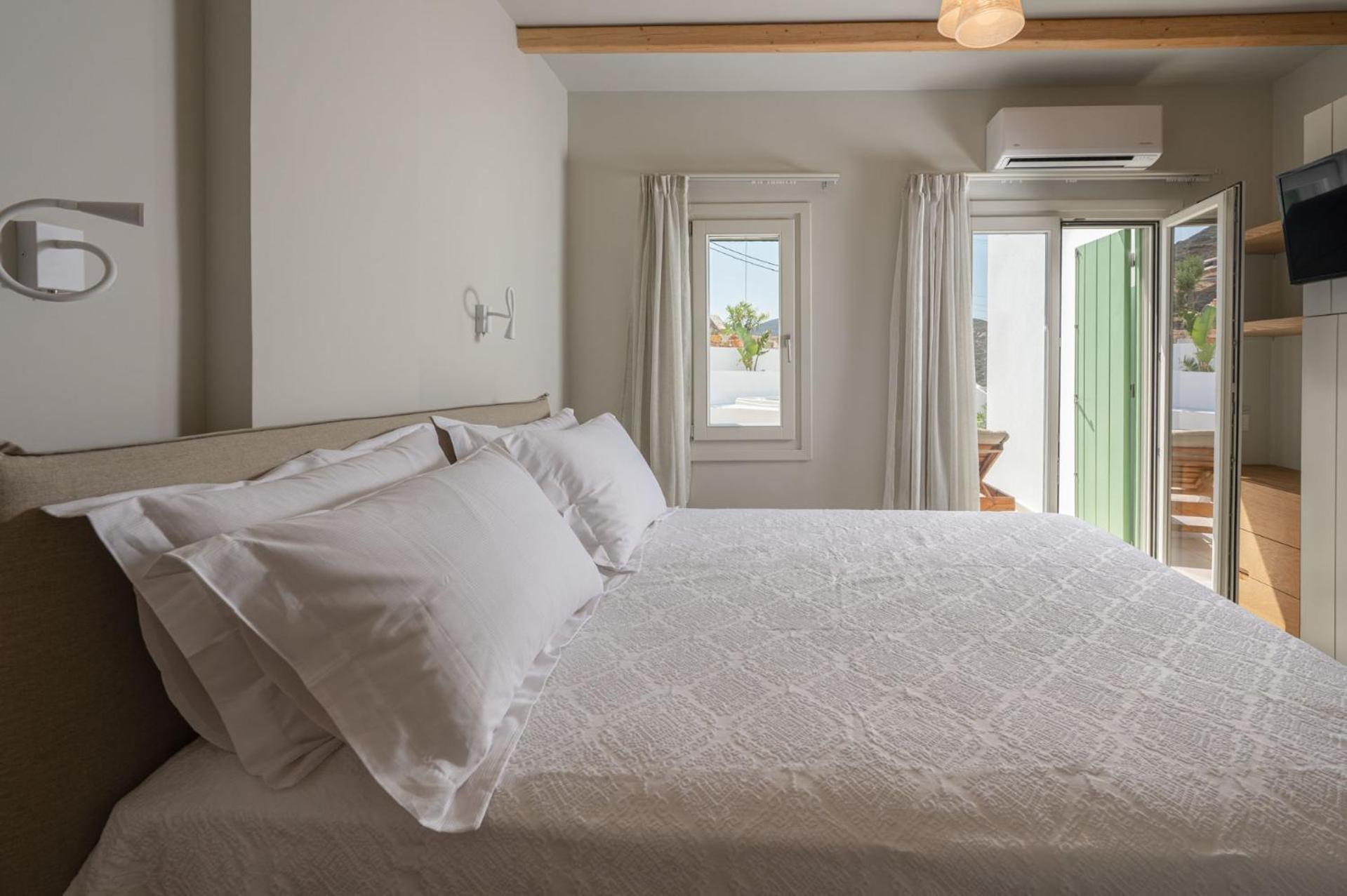 Castello Amorgos Suites Katapola Exterior photo