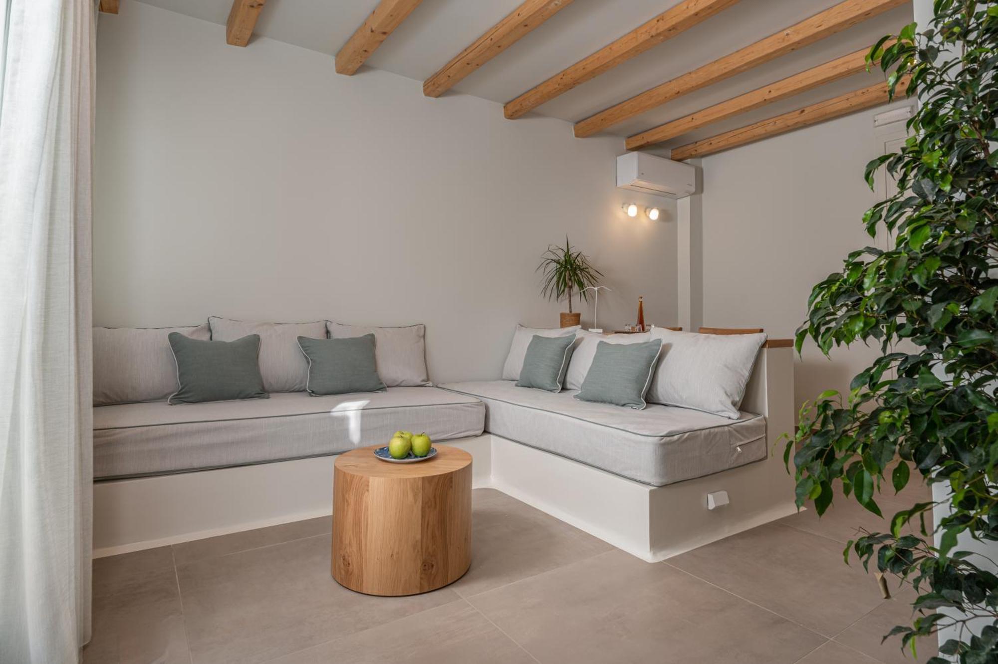 Castello Amorgos Suites Katapola Exterior photo